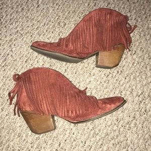 Matisse Lambert booties in rust